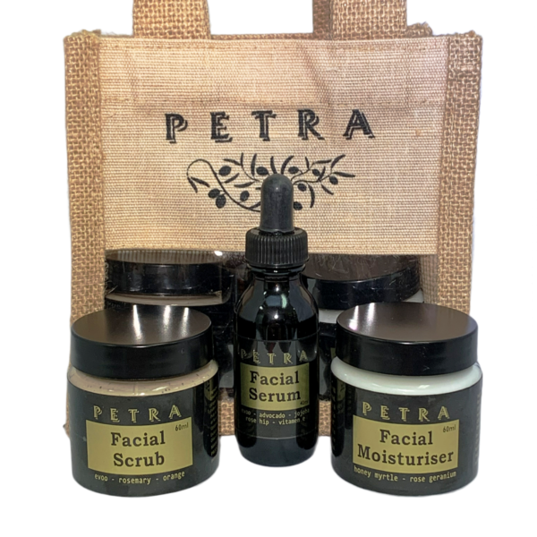 Petra EVOO Face Skincare 3-Pack<br> Scrub, Serum & Moisturiser<br> Gift Bag GREAT BUY!